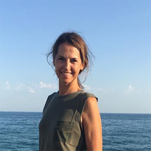 Marta Montil, profesora de Yoga Oncológico en Madrid, España