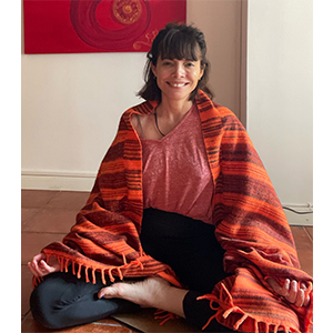 Alejandra Saldaña, profesora de Yoga Oncológico en Madrid, España