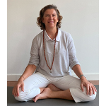 Carolina Rebato, profesora de Yoga Oncológico en Barcelona, España